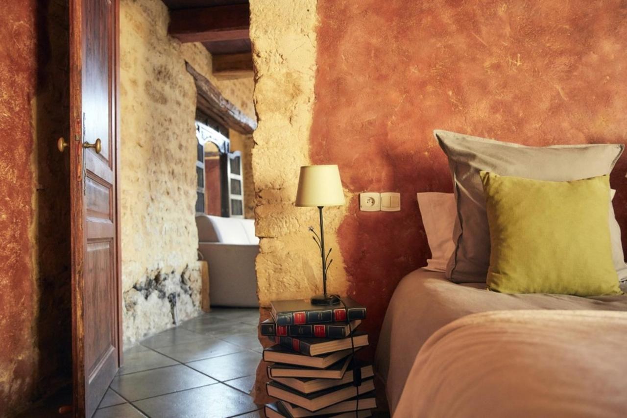 Domaine De Cantegrel - Gites De Charme Et Suite Troglodyte En Perigord Vitrac  Exteriör bild