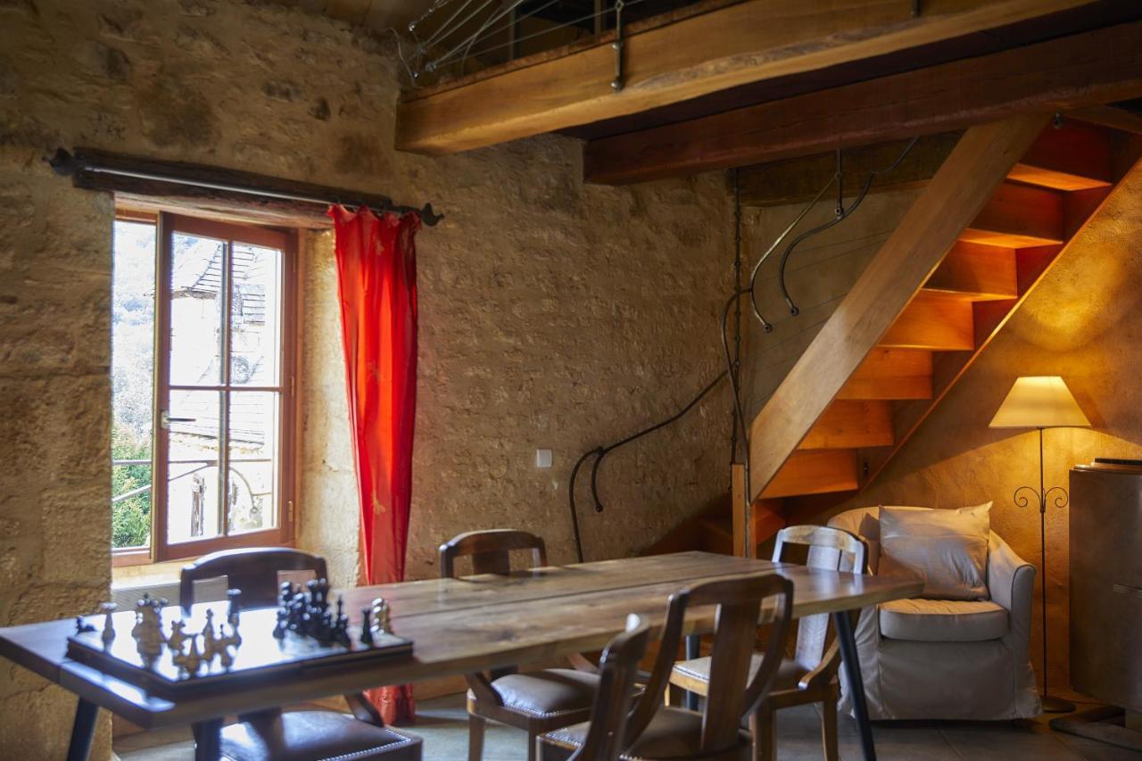 Domaine De Cantegrel - Gites De Charme Et Suite Troglodyte En Perigord Vitrac  Exteriör bild